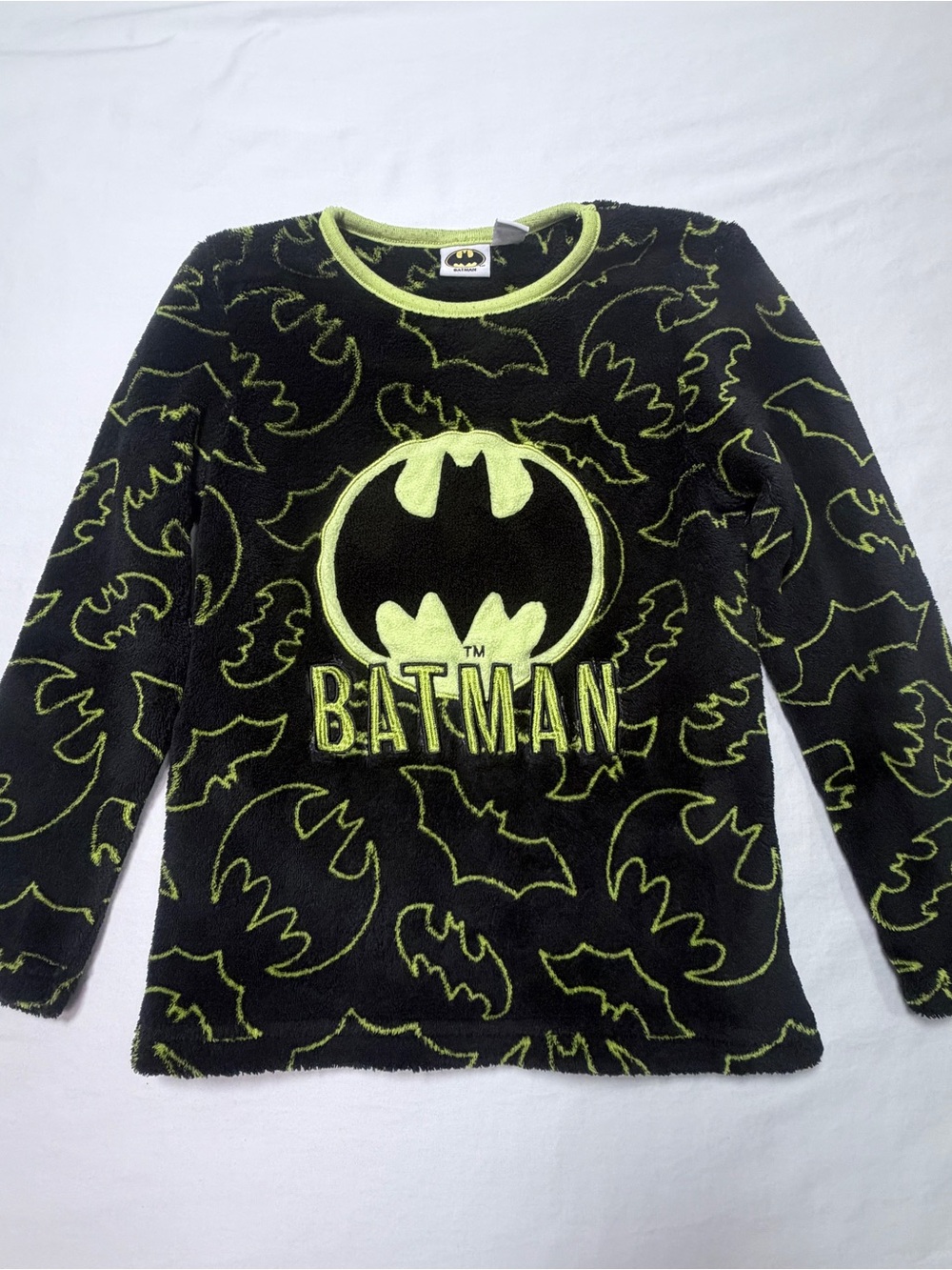 Batman Boys Black/Yellow Plush Fleece Pajama Top Fuzzy Lightweight Size 7-8Y